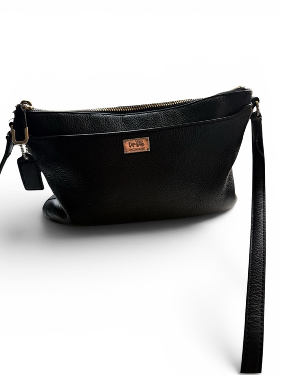 Coach Handbags - Coach Black Pebbled Leather Crossbody Bag